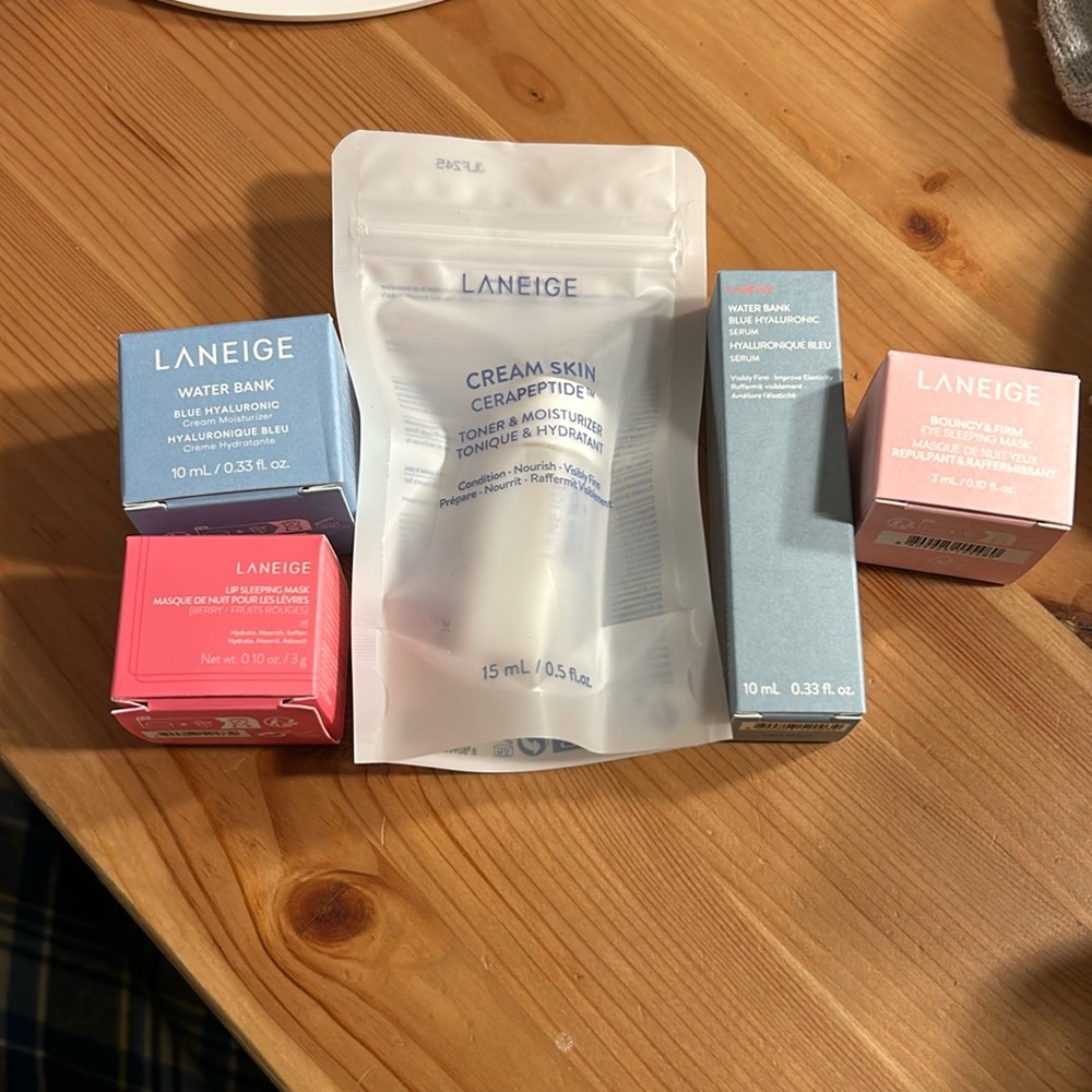 5 Laniege Minis/Travel Sizes + Makeup Bag